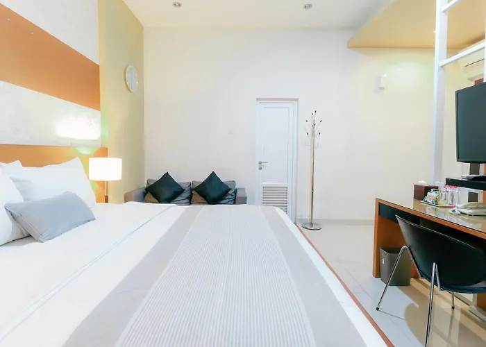 Home Guesthouse Surabaya