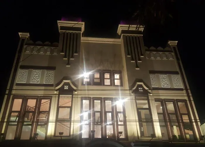 Oyo 240 Audah Sevana Syariah Hotel Surabaya